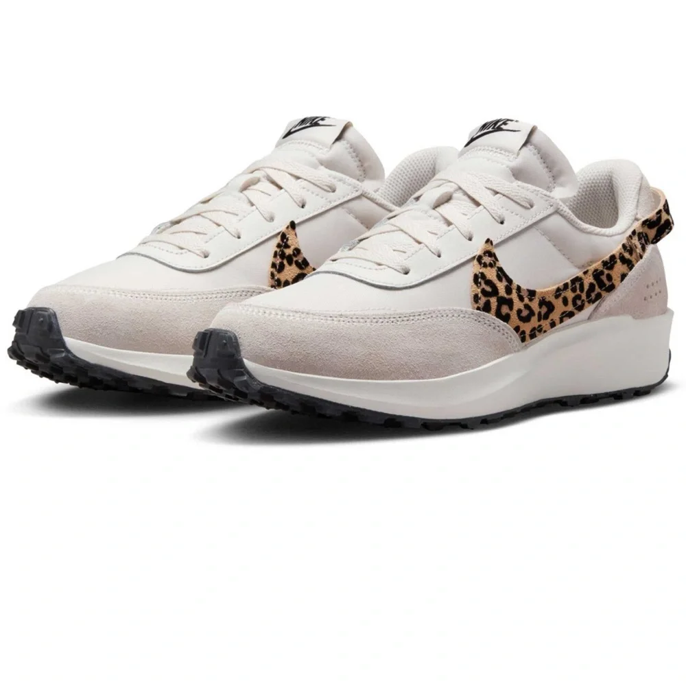Nike Waffle Debut Women’s Sneaker Leopard Print Size 7